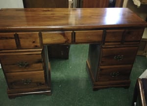 pine-desk-before
