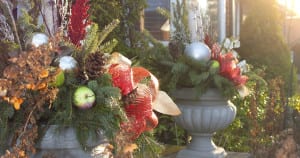Front Porch Xmas Planters-hdr
