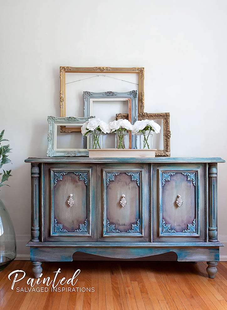 Furniture Painting with Wax - Buffet Makeove