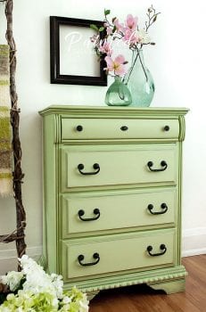Side View of CurbShopped Dresser Makeover1