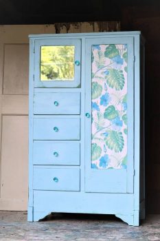 furniture-makeover-tropical-flowers-blue-and-green-paint-2_thumb