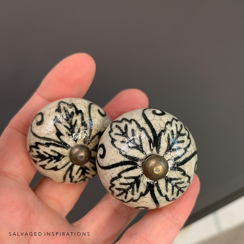 Knobs for Console Table