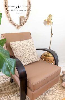 How To Paint A Vinyl Chair EASILY