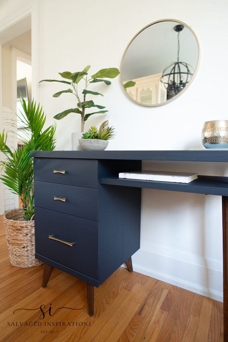 Facing Right Writing Desk 2