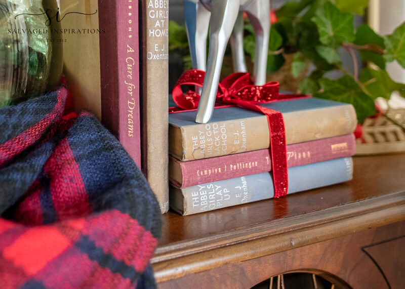 $2 Thrift Books With Christmas Bow