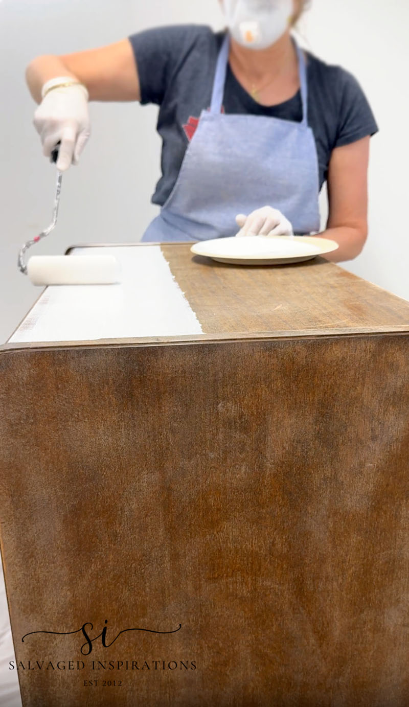 Priming Waterfall Dresser