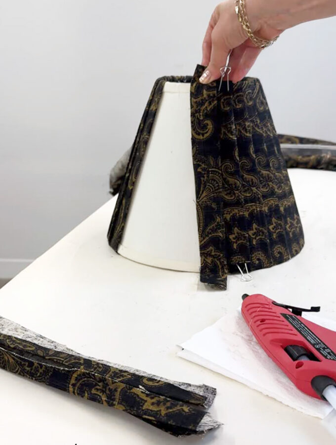 No Sew Custom Pleated Lampshades DIY