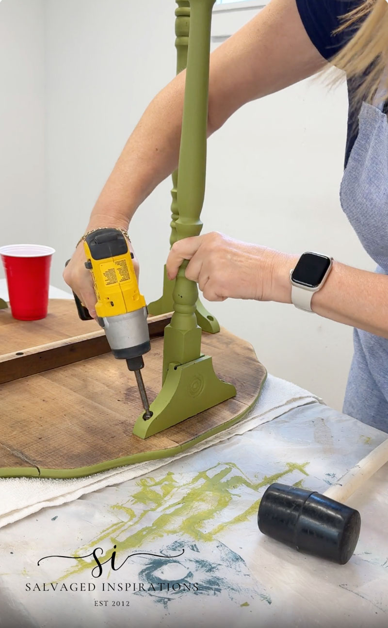 Assembling the Table Top Onto The Legs