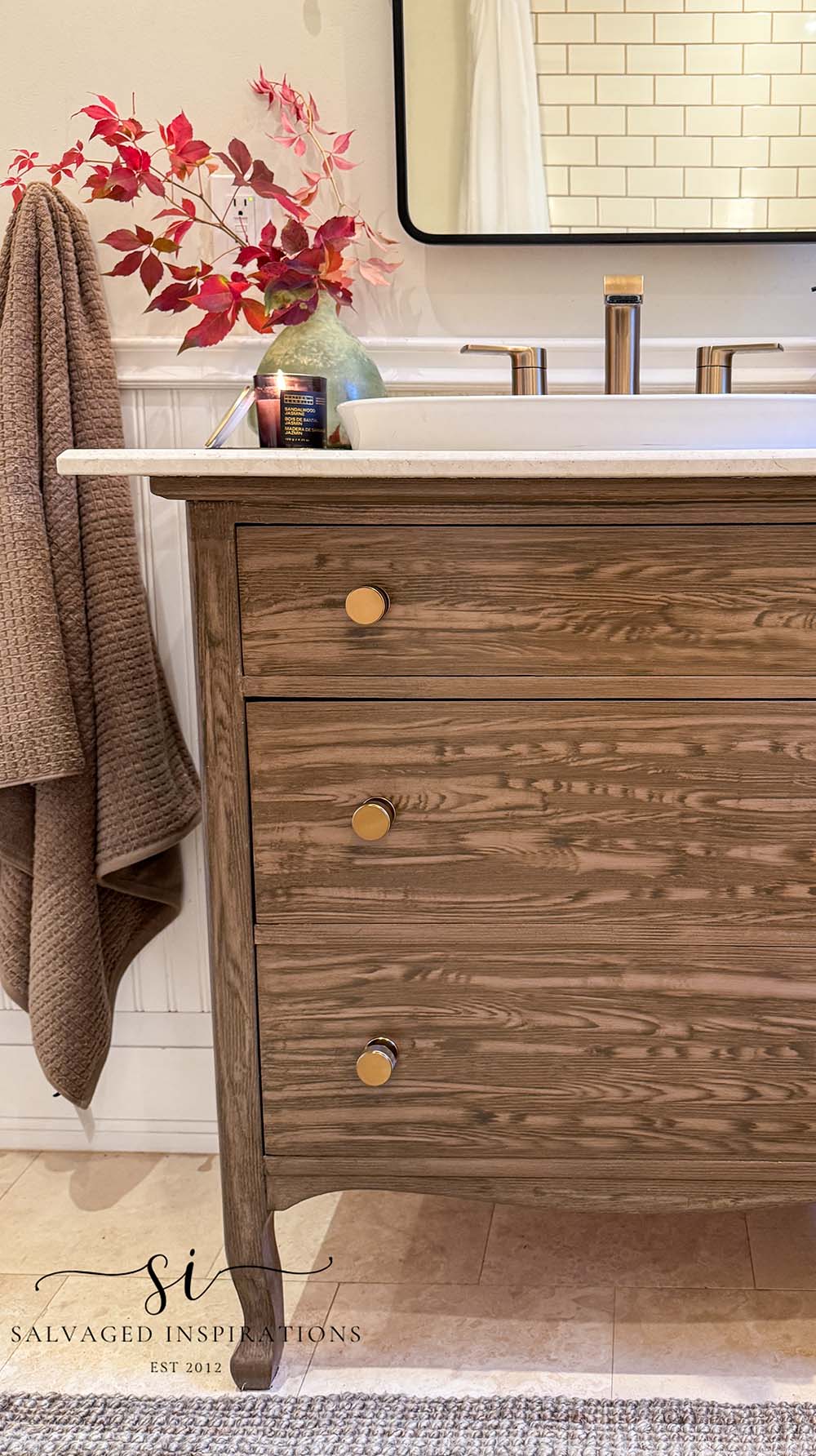 painted vanity to look like wood